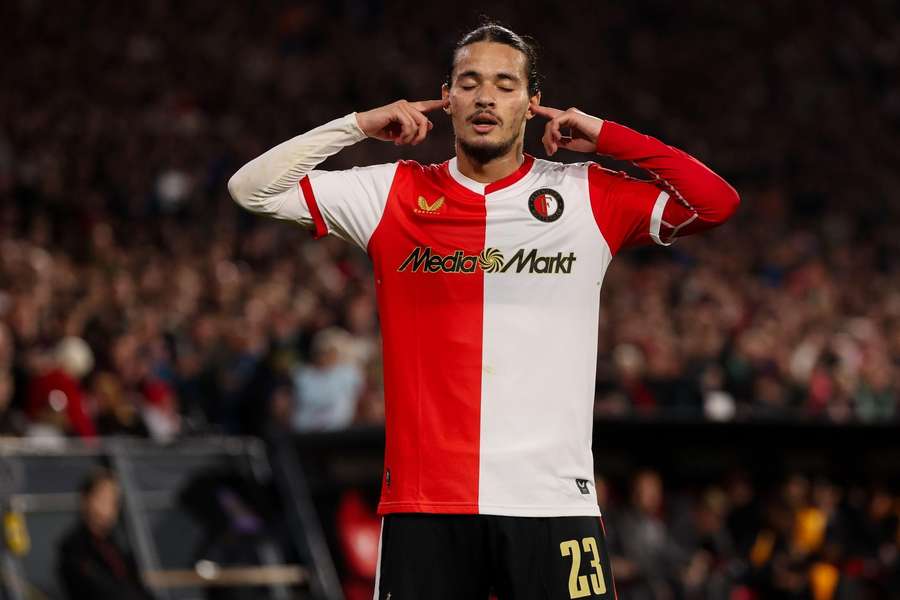 Ζόρικα τα πράγματα στο Ρότερνταμ