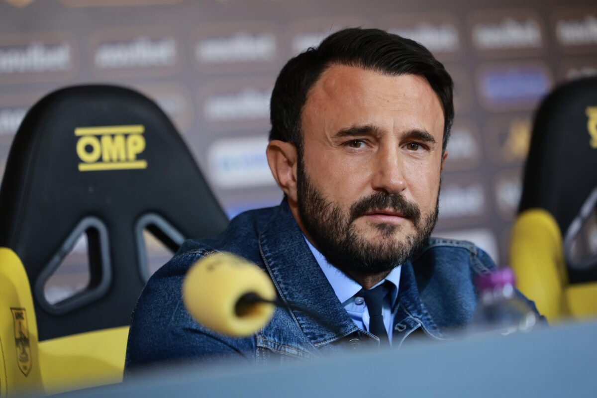 Βουίζει η πιάτσα για ηχηρή πώληση στον Άρη