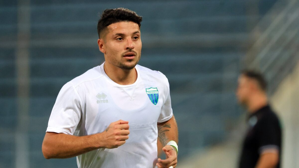 Μπαλάρα και δύο χτυπήματα