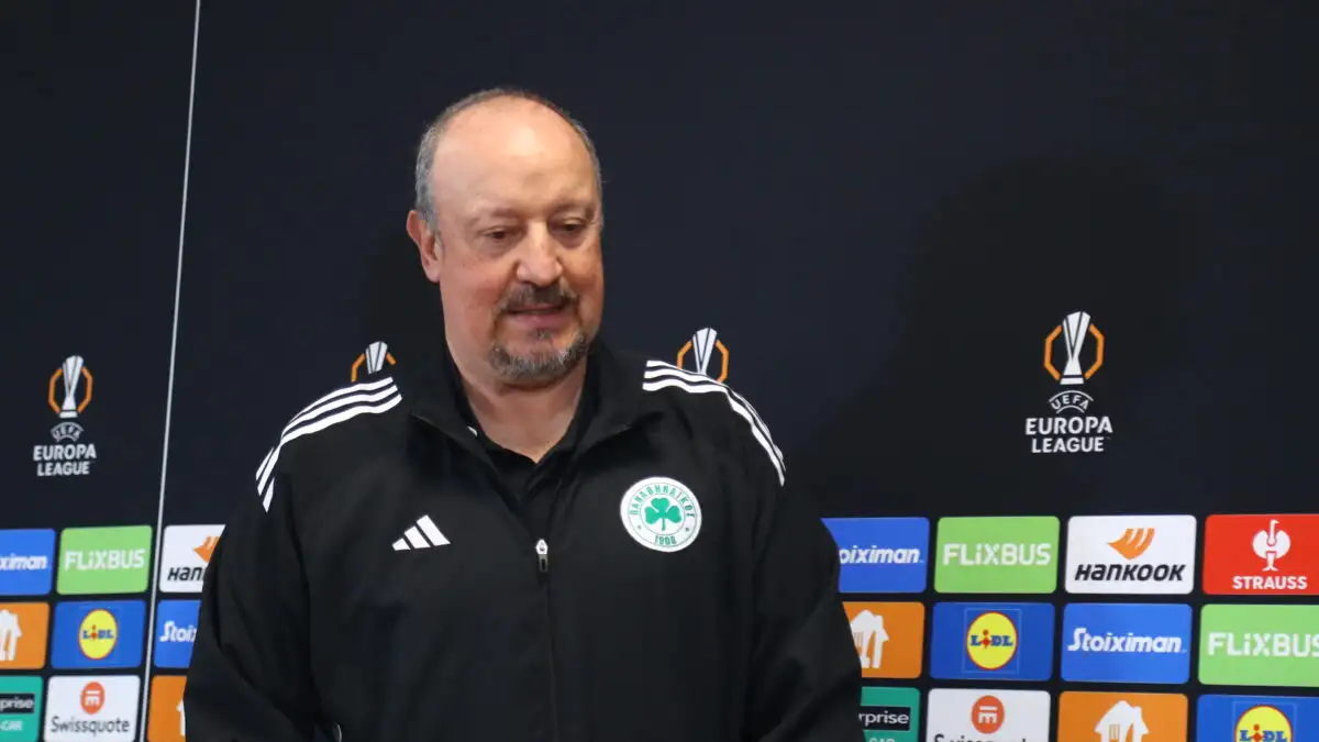 Τους διώχνει όλους ο Μπενίτεθ!