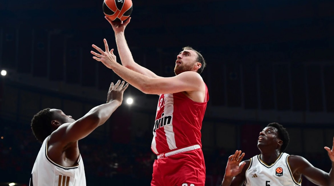 Δύο ειδικά με value αποδόσεις