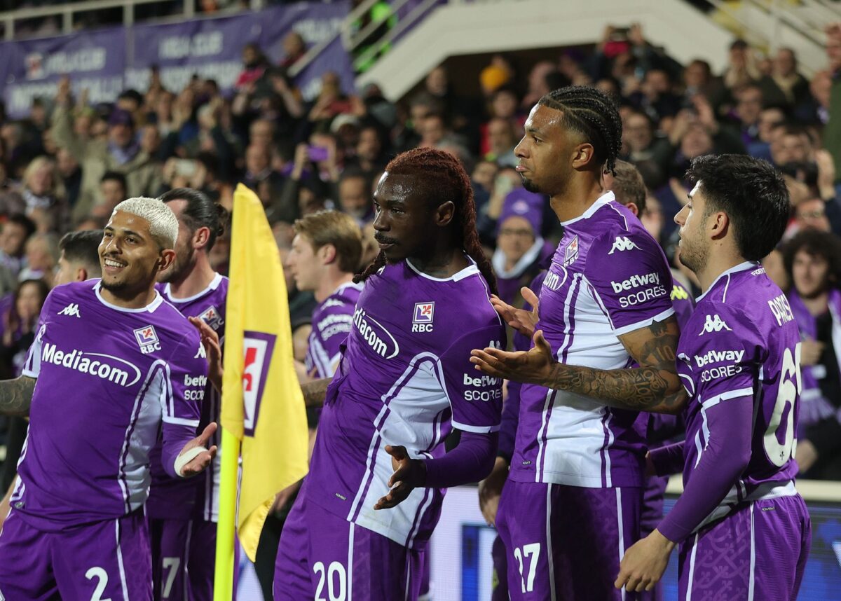 Παιχνίδι με ένταση και τακτική προσέγγιση