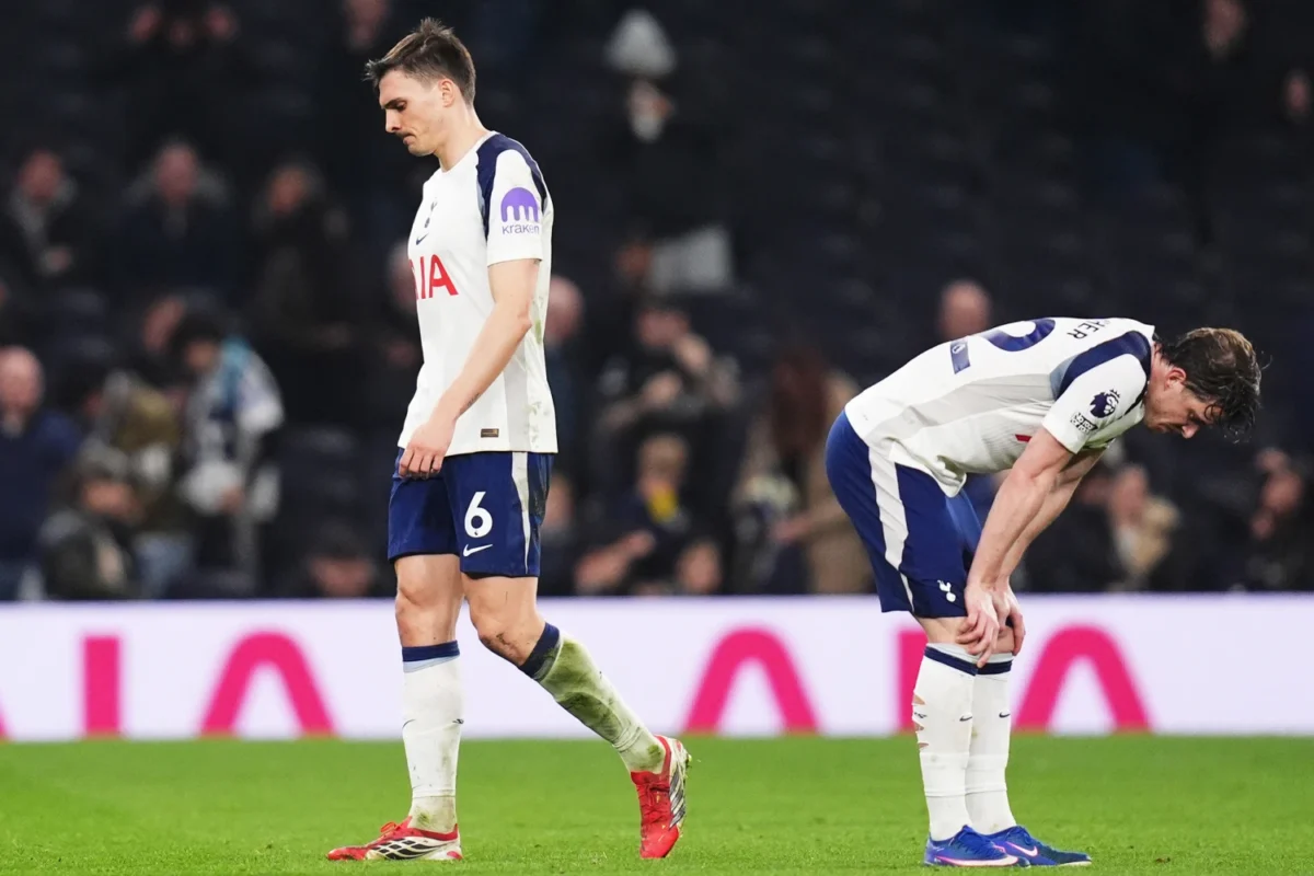 Βαρέσαμε διάλυση κι αυτό δεν θέλει ανάλυση