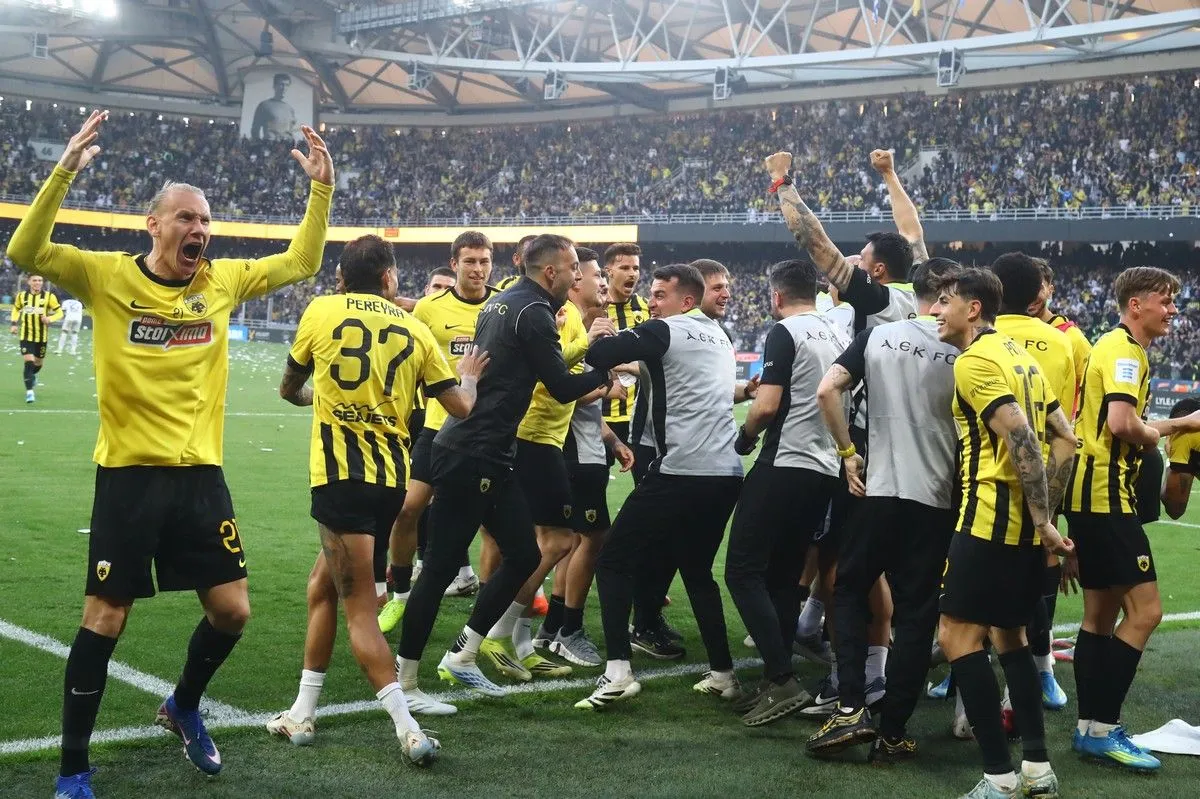 Σενάριο για ηχηρή αποχώρηση από την ΑΕΚ