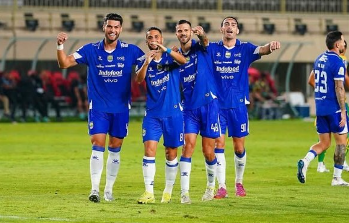 Το κλισέ και το εύκολο